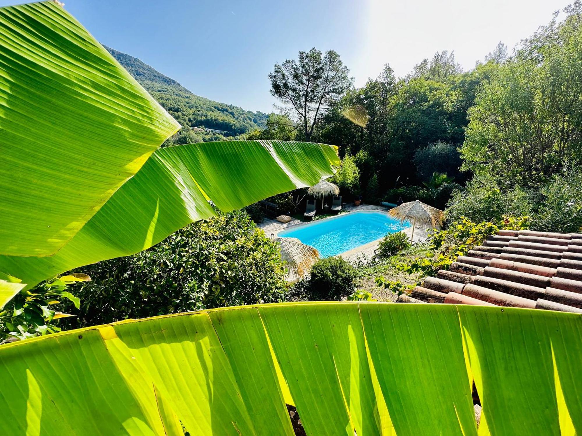 Domaine Les Deux Roches Le Bar-sur-Loup Exterior foto