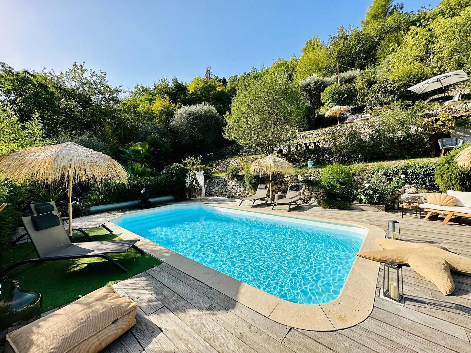Domaine Les Deux Roches Le Bar-sur-Loup Exterior foto