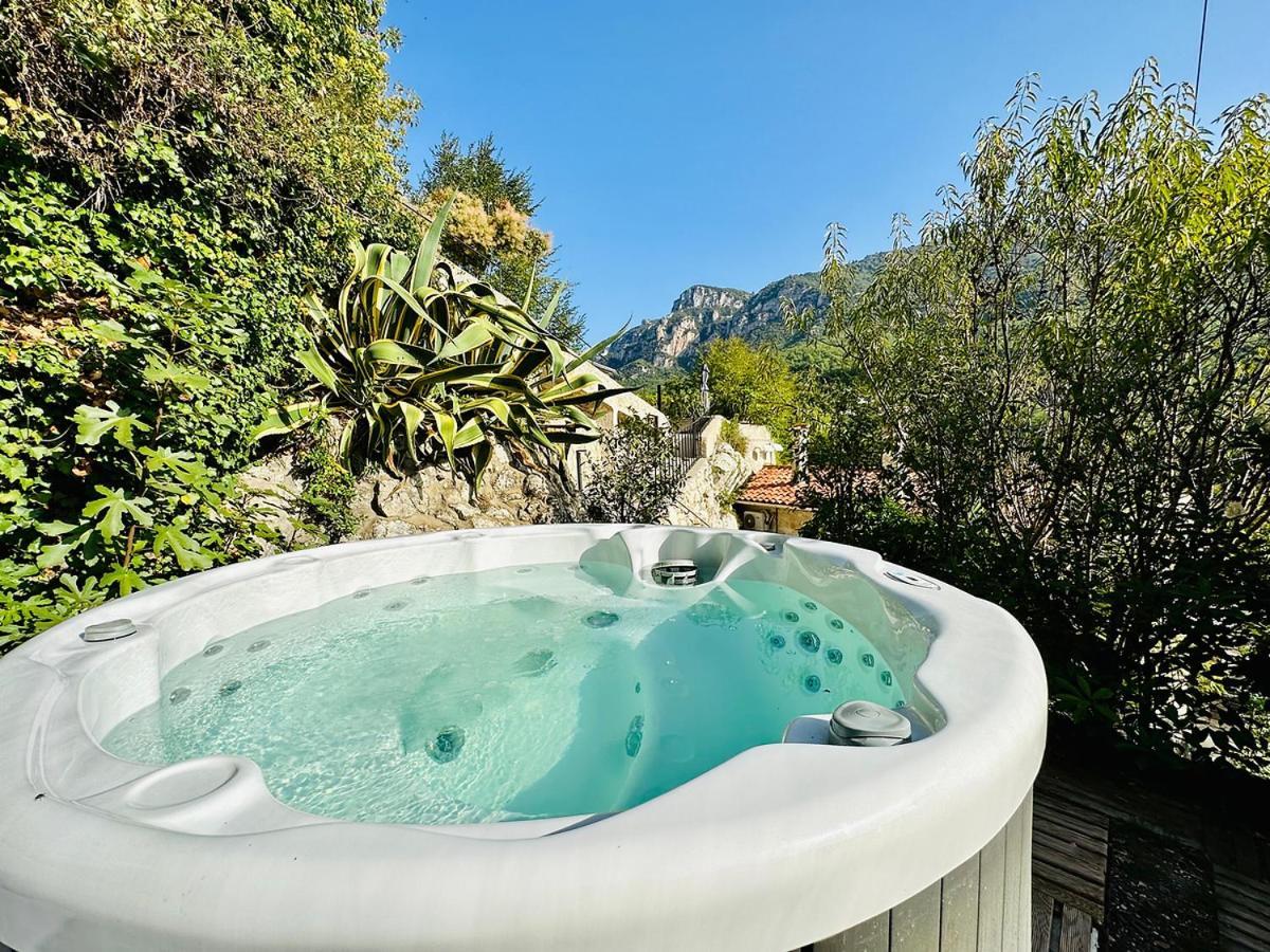 Domaine Les Deux Roches Le Bar-sur-Loup Quarto foto